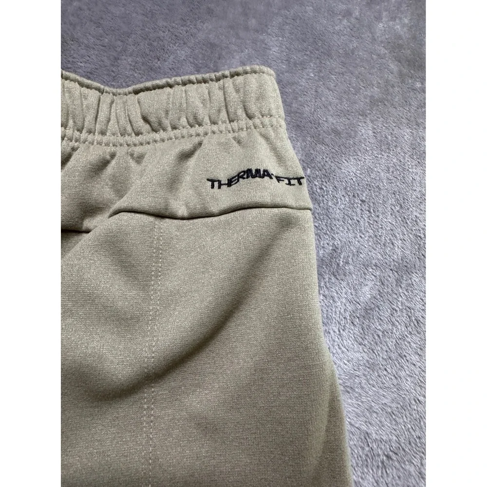 Nike therma fit